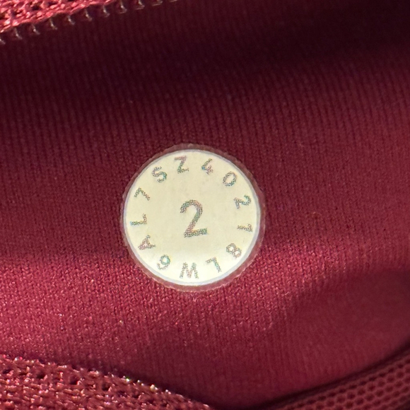 Lululemon Speed Up Crop 21"
Merlot - Picture 5 of 5